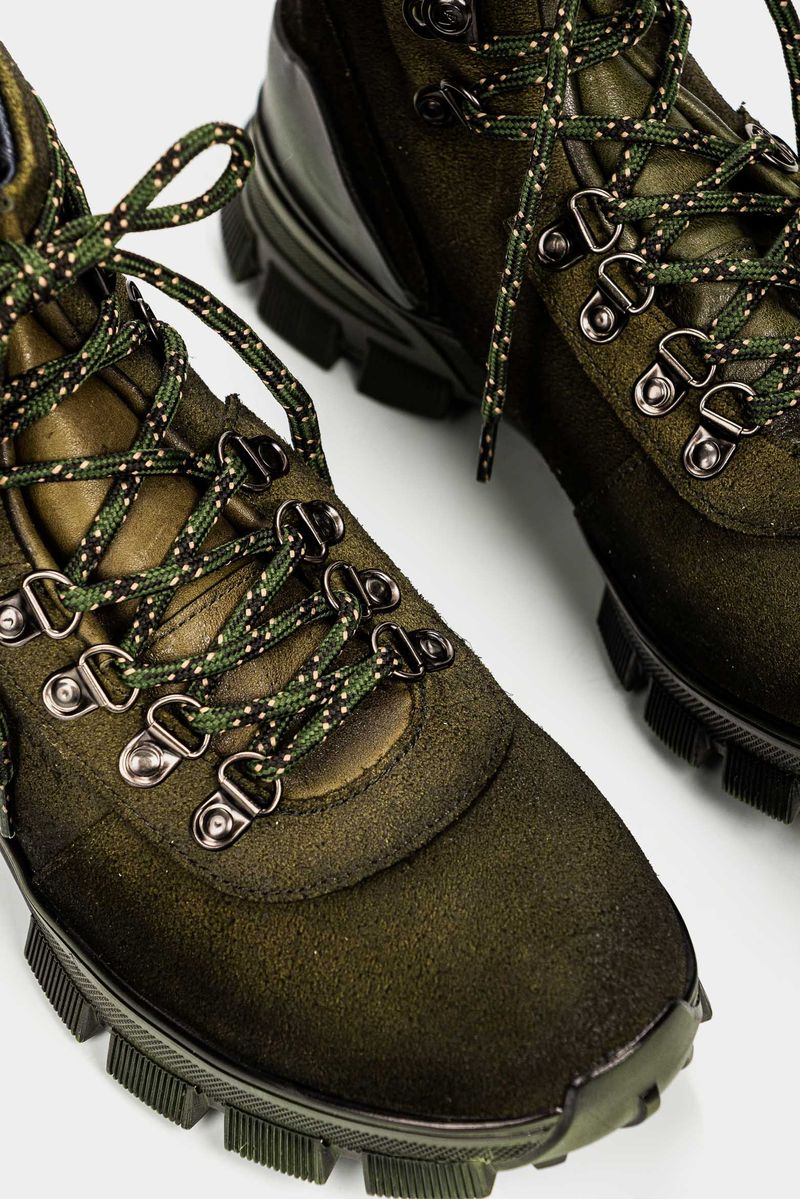 Botas-de-cuero