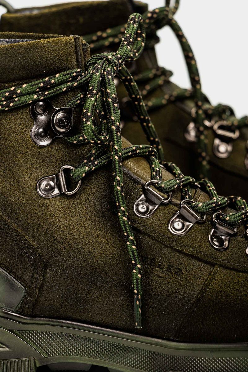 Botas-de-cuero