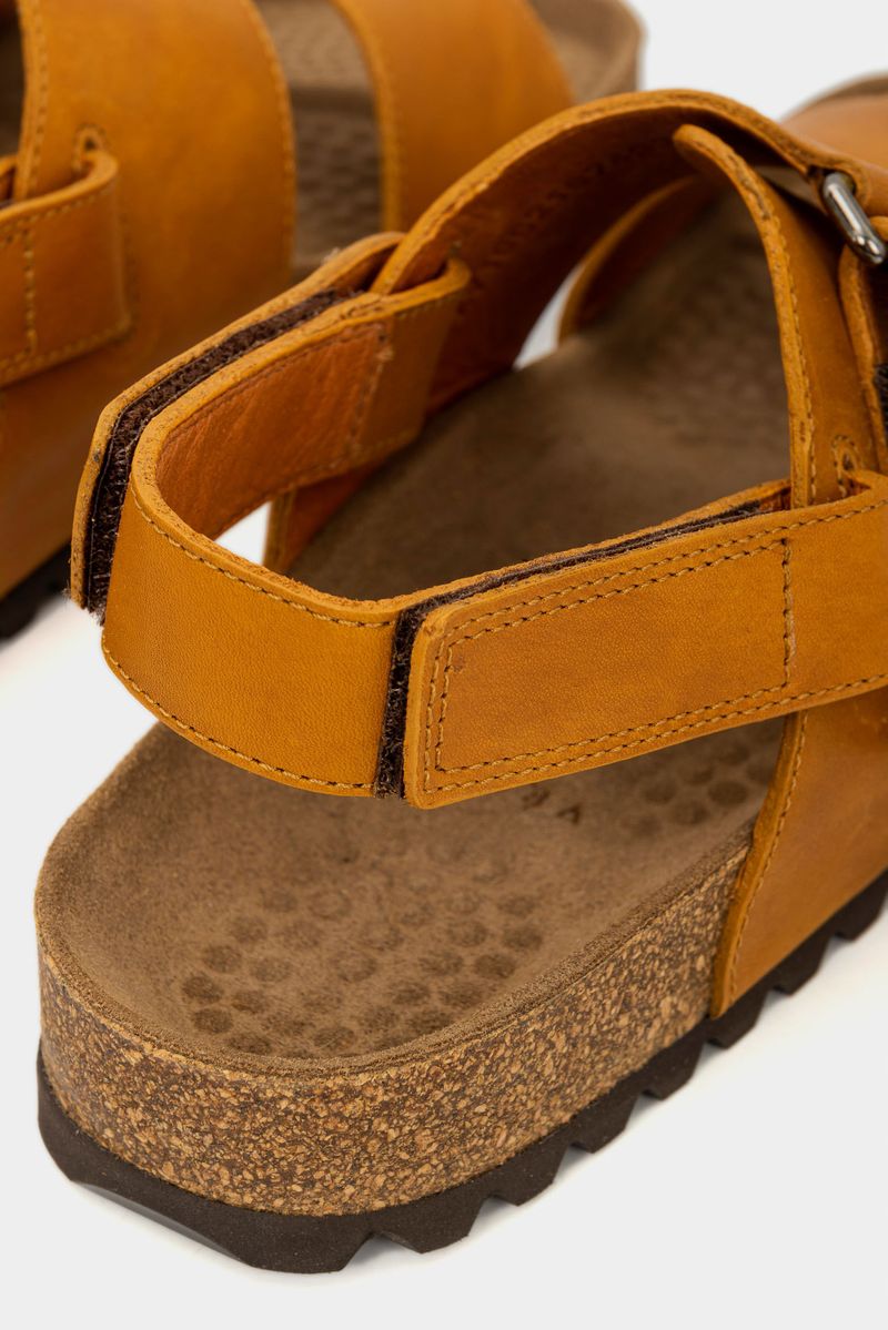 Sandalias-de-cuero