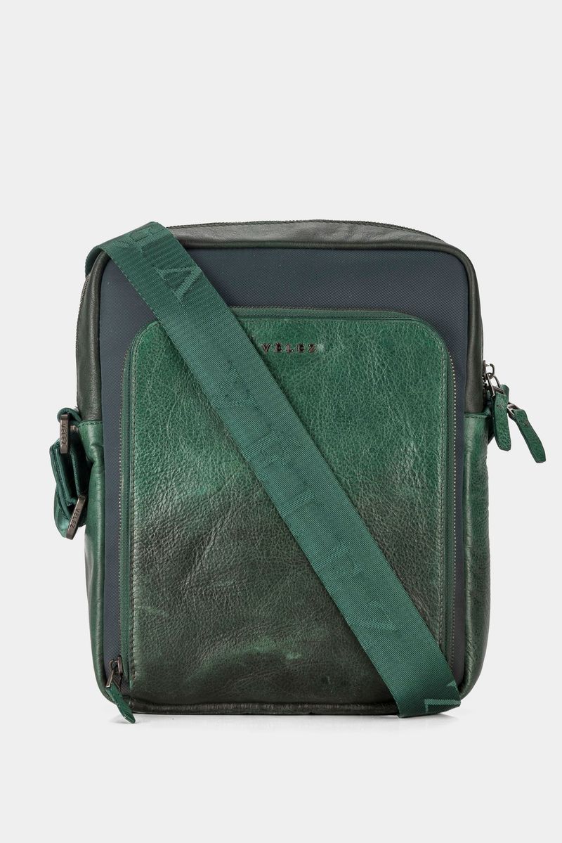 Bolso-manos-libres-de-cuero
