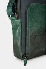Bolso-manos-libres-de-cuero