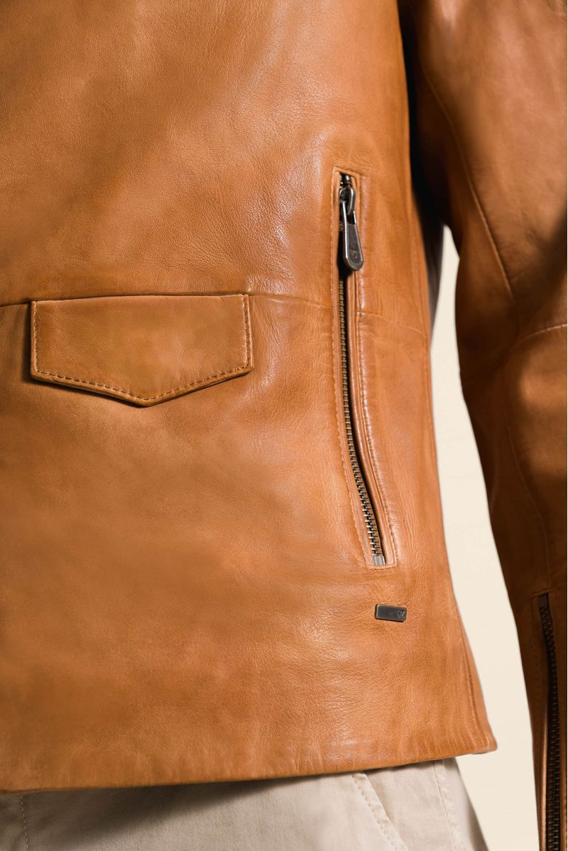 Chaqueta-de-cuero