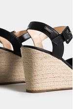 Sandalias-plataforma-de-cuero