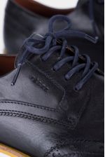 Zapatos-de-cuero-con-cordones