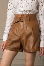 Short-de-cuero