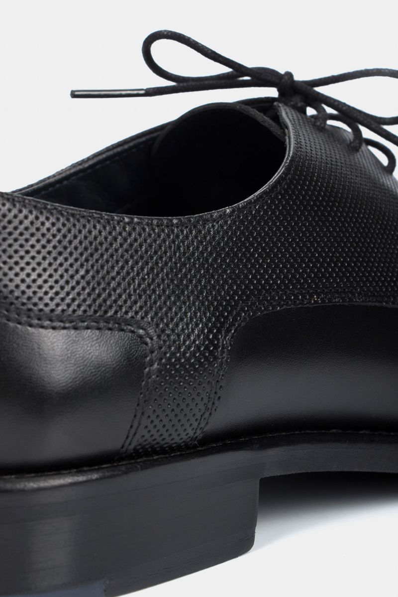 Zapatos-con-cordones