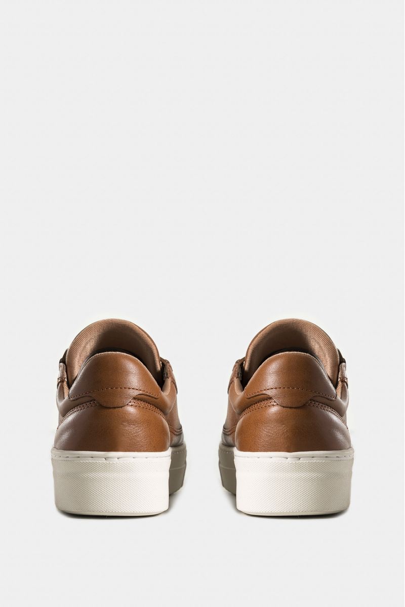 Tenis-de-cuero