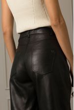 Pantalon-de-cuero