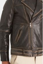 Chaqueta-de-cuero
